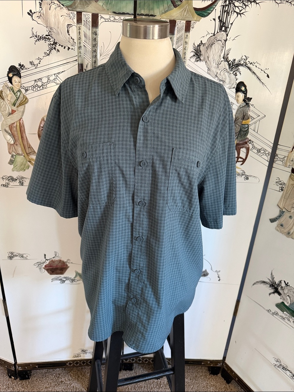 Men's Short-Sleeve Button-Up Shirt in Slate Green